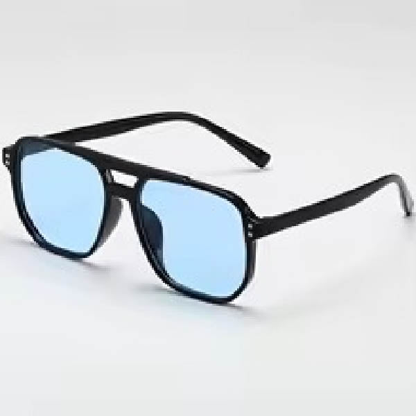 Gafas de sol cuadradas con diseño retro que combina estilo vintage y modernidad